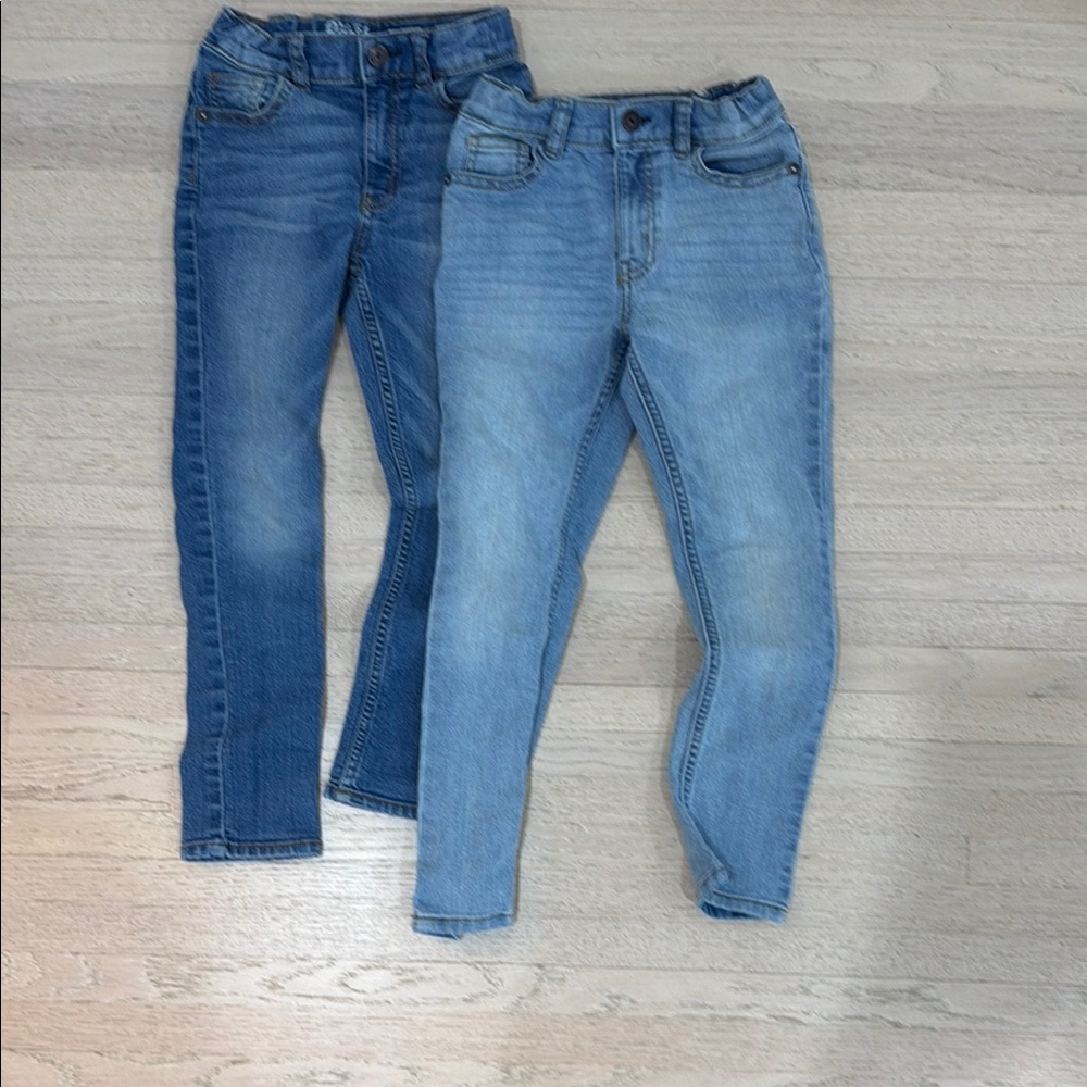 Boys B’Gosh Classic Stretch Jeans - Light & Medium Blue size7r (2pairs included)